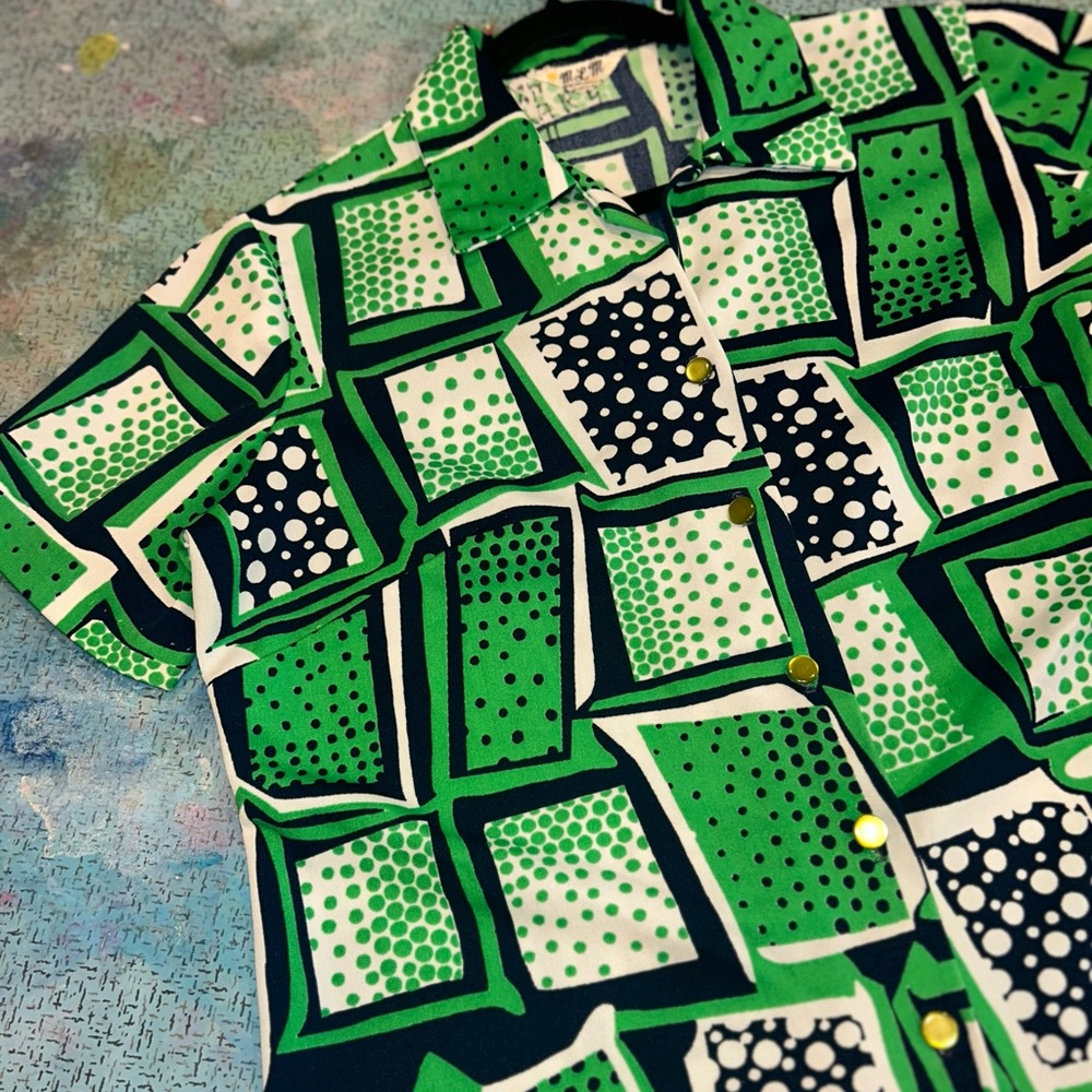 70s Funky Button Down - image 5